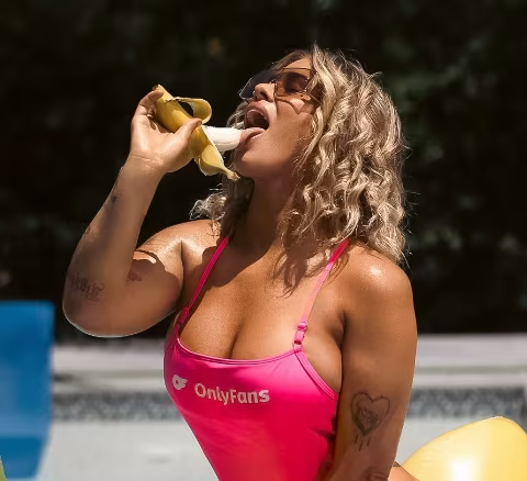 Paige VanZant